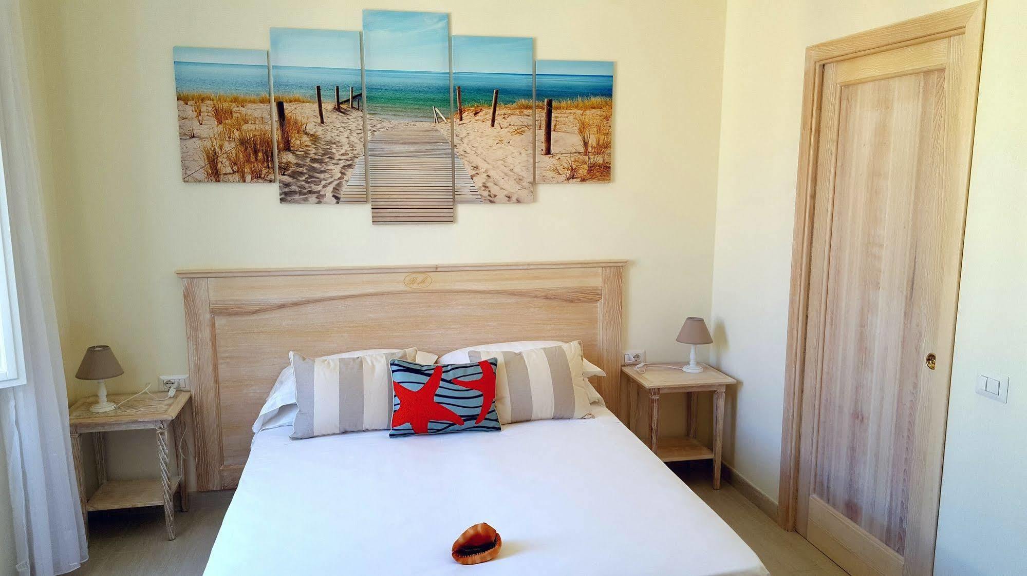 Brezza Marina Luxury Rooms Cagliari Luaran gambar