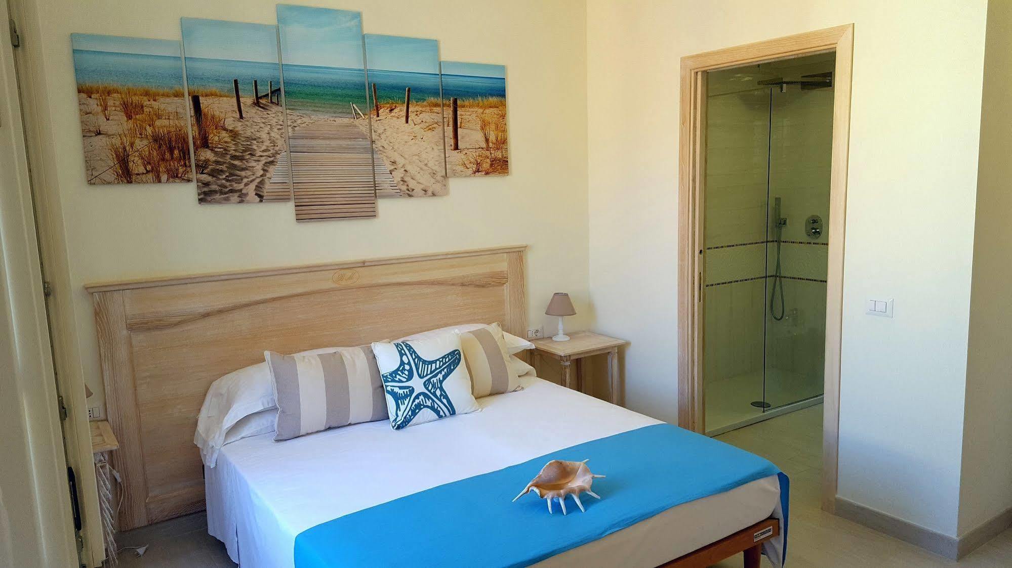 Brezza Marina Luxury Rooms Cagliari Luaran gambar