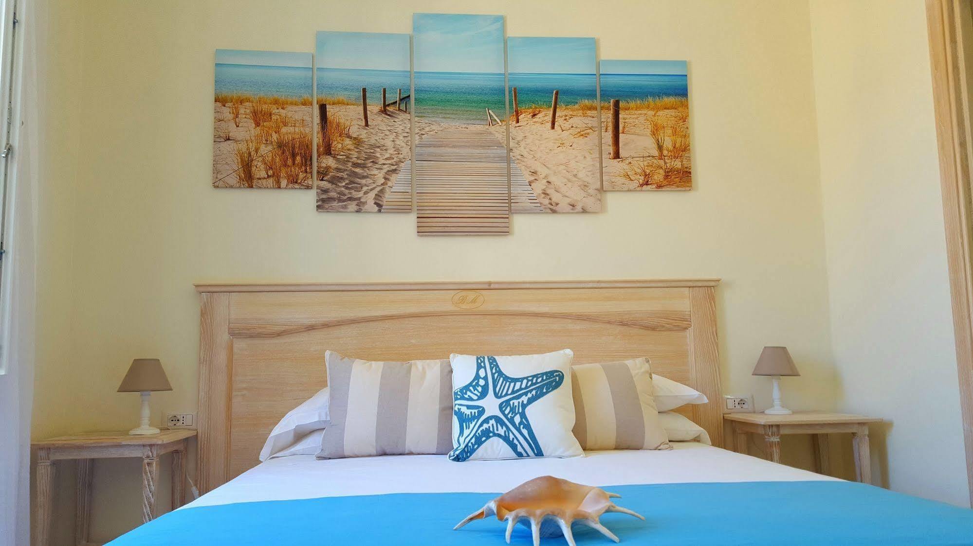 Brezza Marina Luxury Rooms Cagliari Luaran gambar